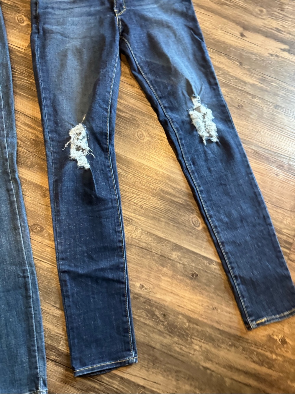 2 Pairs of Levi’s Women’s Skinny Denim Jeans Size 29 - Picture 4 of 9